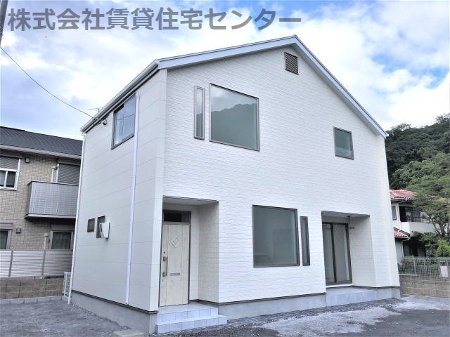 uala E棟