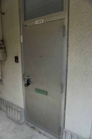 物件外観写真2　(同仕様)