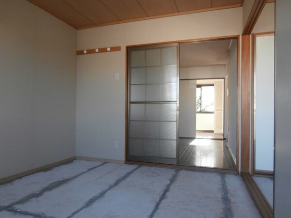居室(同仕様)