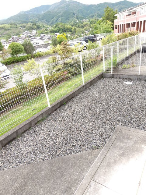 物件内観写真17　(専用庭)