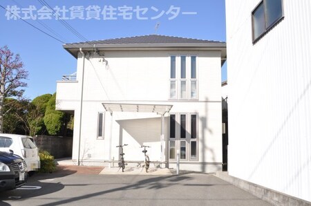シャーメゾン堀止外観写真