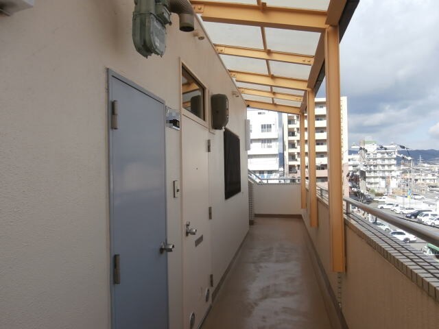 物件外観写真2　(同仕様)