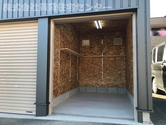 物件内観写真28　(バイクガレージ)