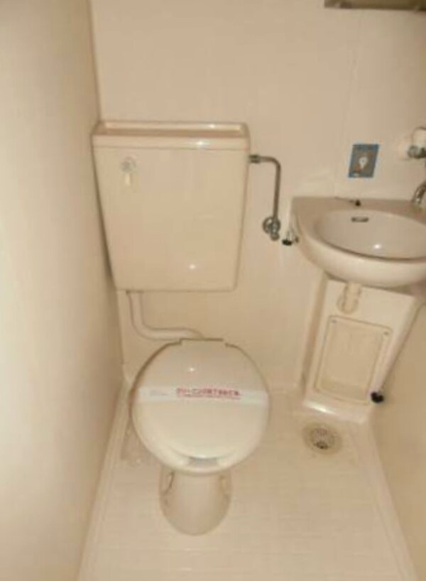 トイレ(同仕様)