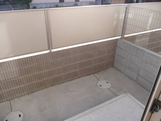 物件内観写真16　(テラス)