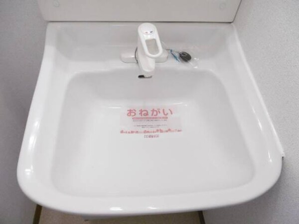 独立洗面台