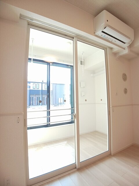 物件内観写真22　(サンルーム)