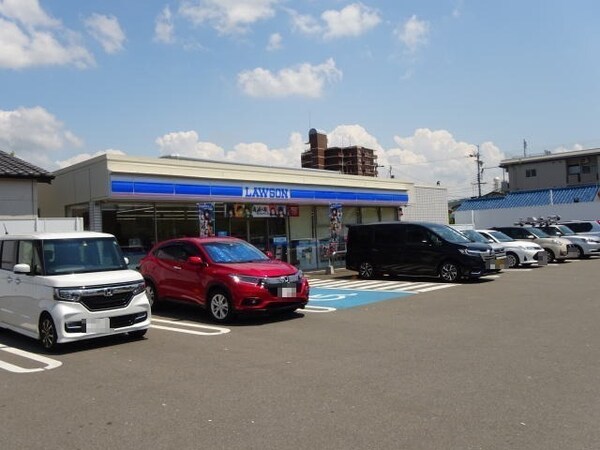 周辺環境(ローソン和歌山北中島店様 665m)