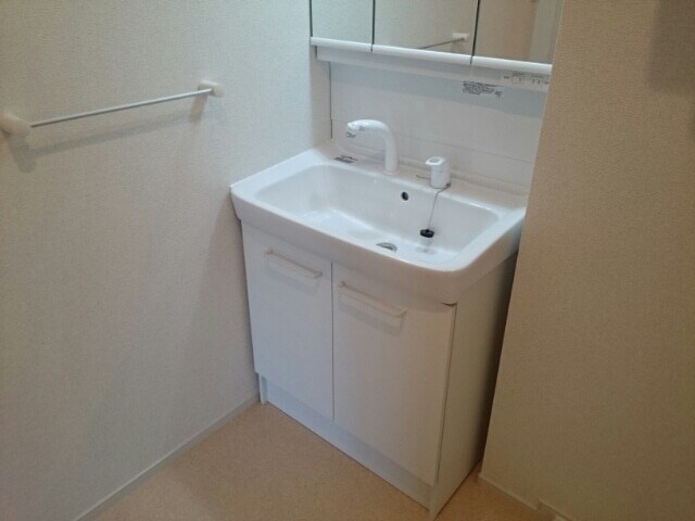 物件内観写真9　(同仕様)