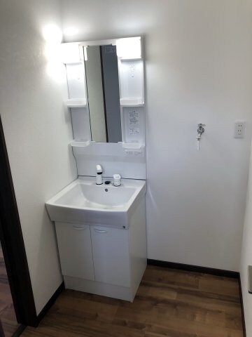 物件内観写真8　(同仕様)