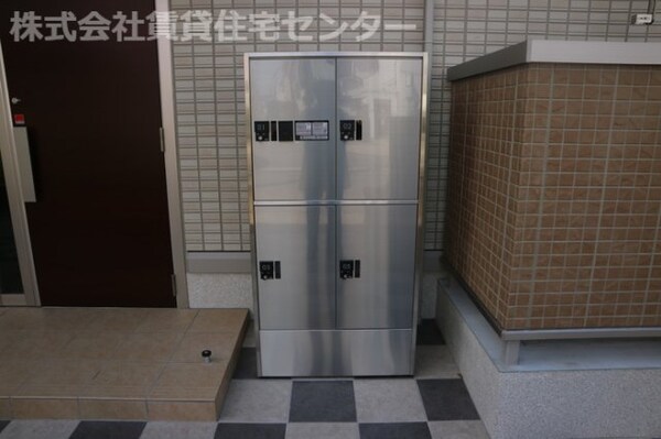 建物設備(宅配BOX)