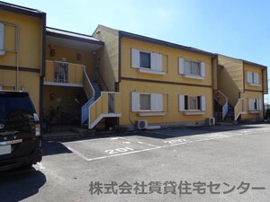 タウニィ名草外観写真