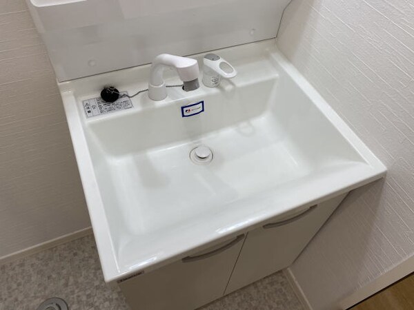 独立洗面台