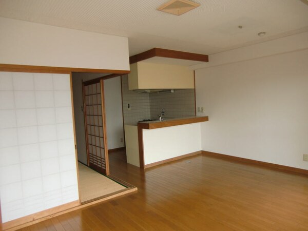 居室(同仕様)