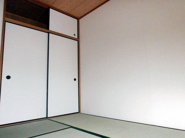 寝室(同仕様)