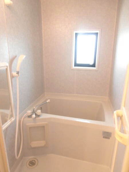 物件内観写真8　(同仕様)