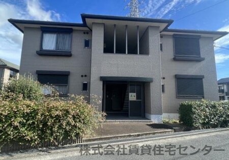 ディアス八重　A棟外観写真