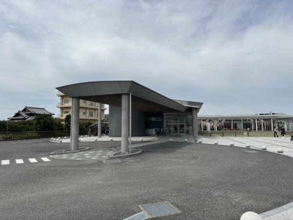 周辺環境(有田川町地域交流センター ＡＬＥＣ様 1688m)