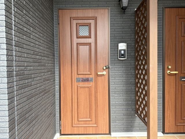 物件外観写真2　(同仕様)