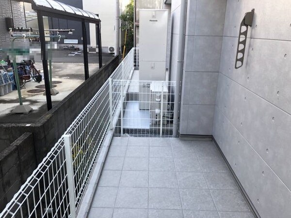 バルコニー(専用庭)