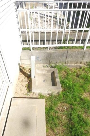 物件内観写真18　(同仕様：庭)