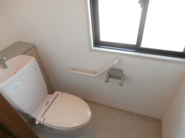 物件内観写真23　(2F)