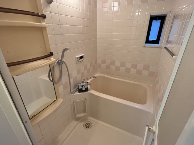 物件内観写真8　(同仕様)