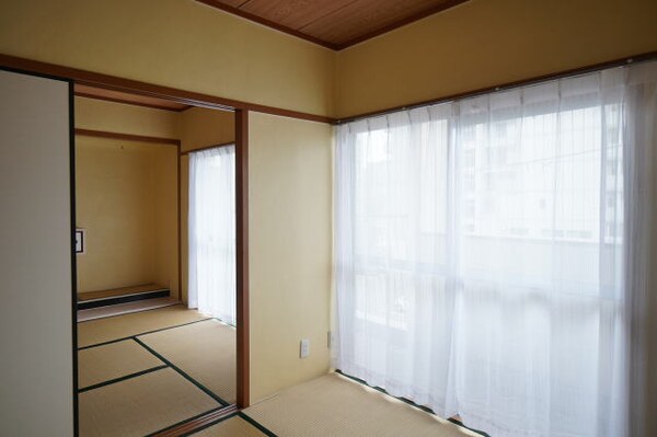 内装他(イメージ)