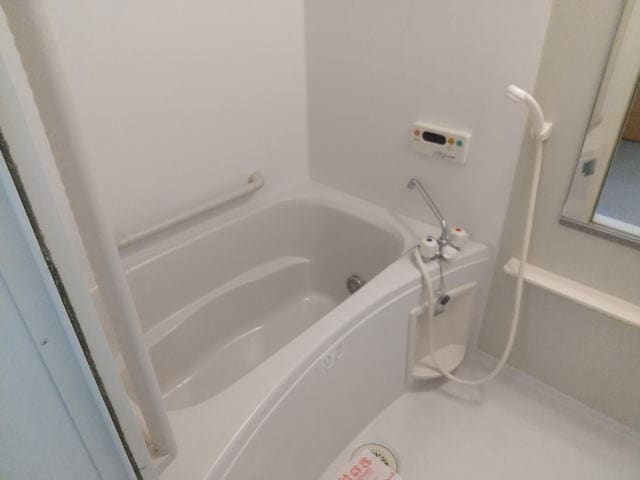 物件内観写真8　(同仕様)