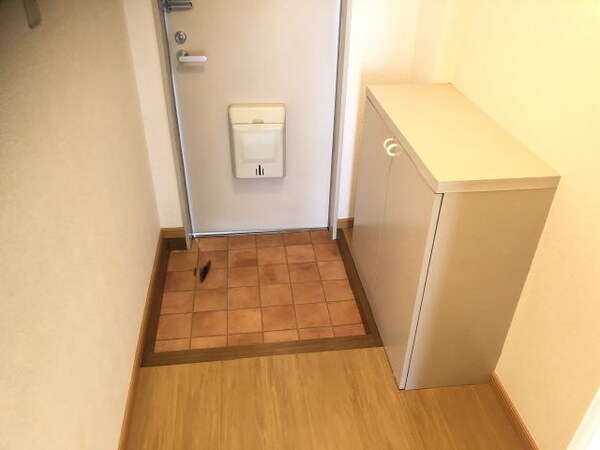 玄関(同仕様)
