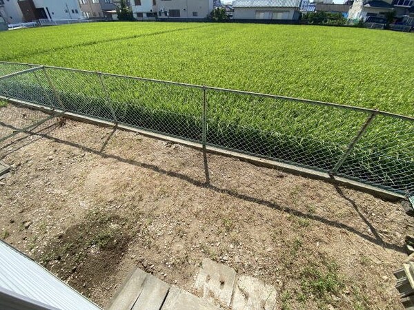 バルコニー(専用庭)