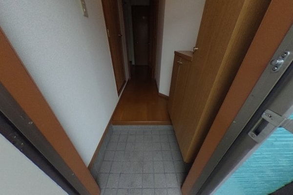内装他