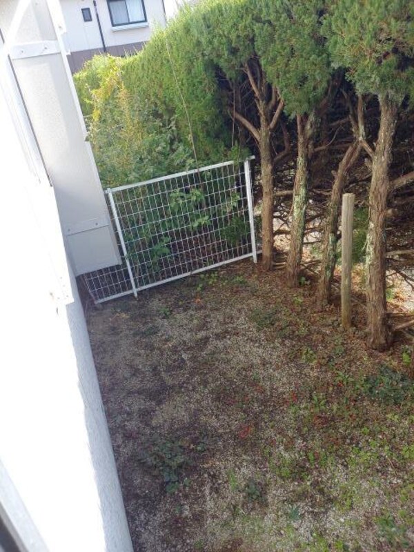 バルコニー(専用庭)