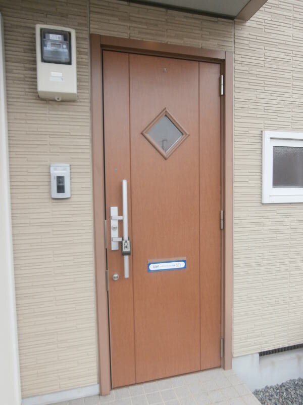 物件外観写真2　(同仕様)