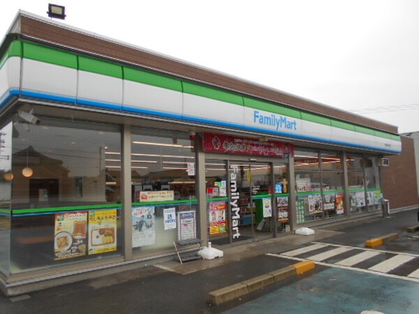 周辺環境(ファミリーマート 有田川熊井店様 1387m)