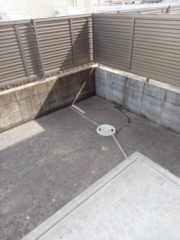 物件内観写真18　(同仕様：テラス)