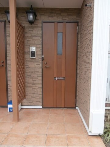 物件外観写真2　(同仕様)