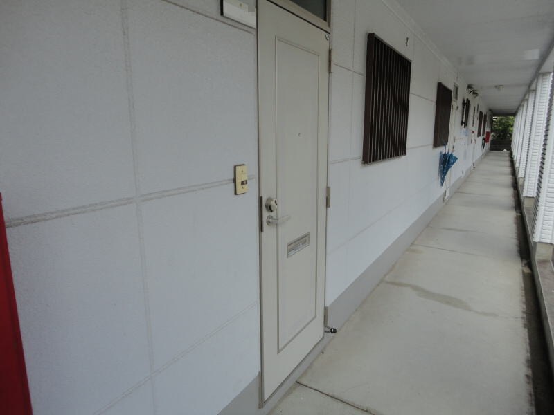 物件外観写真2　(同仕様)