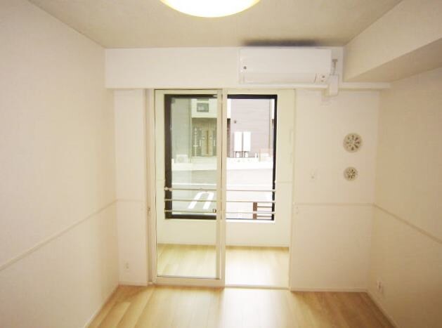 物件内観写真16　(サンルーム)