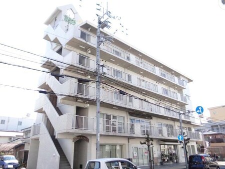 ファーストビル渡部外観写真