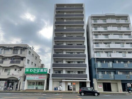 エイデンビル本町外観写真