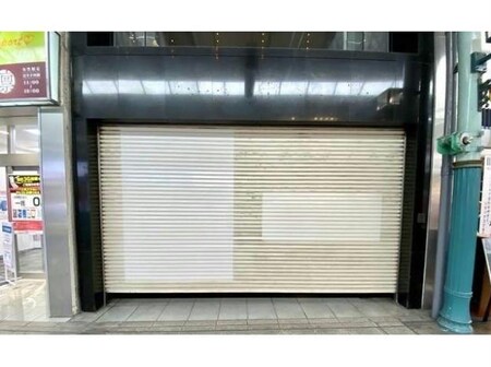 松山市湊町４丁目（結城屋ビル）テナント外観写真