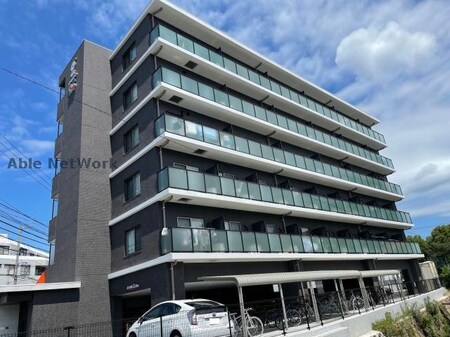 ＧＡＲＩＲＥＯ　ＶＩＮＧＴ　ー　ＣＩＮＱ　ＴＥＲＲＡＣＥ外観写真