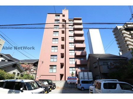 スリースターズマンション外観写真