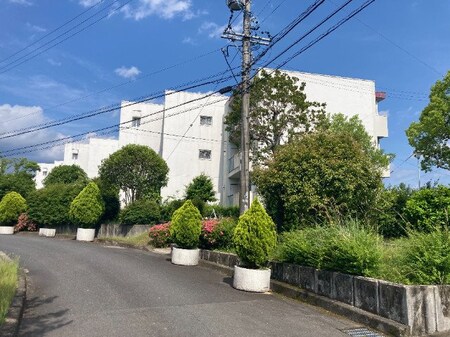 グランドヒルズ桔梗が丘８号棟外観写真
