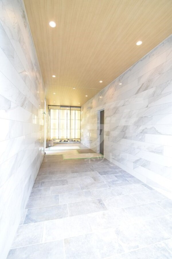 敷地内/建物