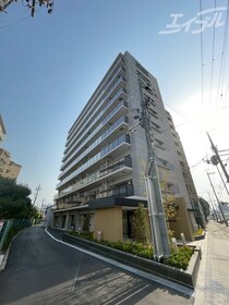 STANDZ新大阪の外観写真