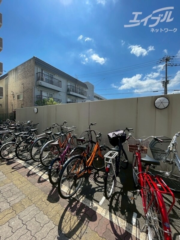 駐車場(駐輪場)