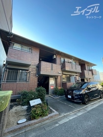 白樺ハイツの外観写真