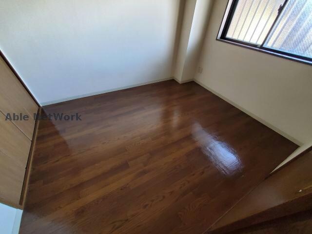 物件内観写真10　(北側洋室)